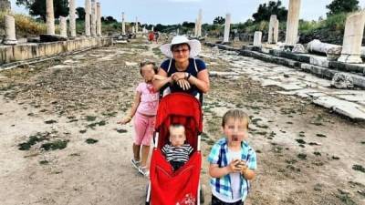 В Абхазии петербурженку с тремя детьми унесло в море - ivbg.ru - Украина - Санкт-Петербург - Сочи - Апсны