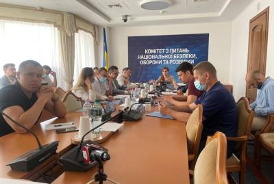 Петр Порошенко - Марьяна Безуглая - Нардепы попросили СБУ и разведку подтвердить спецоперацию по задержанию "вагнеровцев" - kp.ua - Украина - Киев