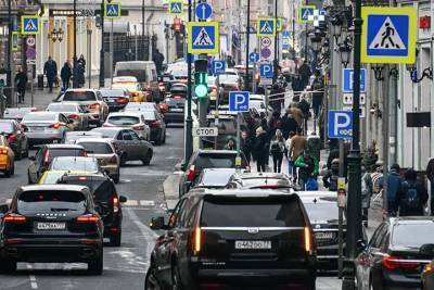 Число погибших в ДТП на дорогах Москвы снизилось на 19 процентов в 2021 году - vm.ru - Москва