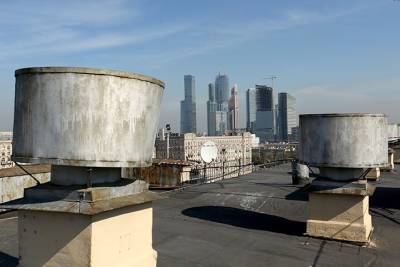 Росгвардейцы задержали руферов на крыше высотки в центре Москвы - vm.ru - Москва