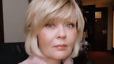 Юлия Меньшова - Владимир Меньшов - Юлия Меньшова обратилась с просьбой к тем, кто скорбит по ее отцу - vesti.ru - Россия