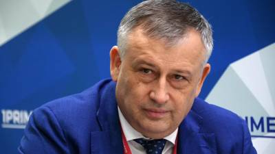 Александр Беглов - Александр Дрозденко - Губернатор Ленобласти прошёл ревакцинацию от COVID-19 - russian.rt.com - Россия - Ленинградская обл. - Санкт-Петербург