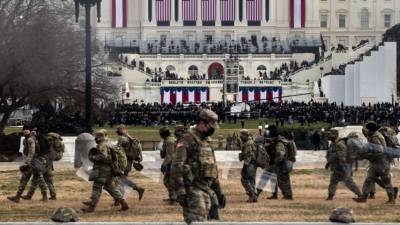 Дональд Трамп - Джо Байден - Полгода спустя после беспорядков в Капитолии Байден призвал помнить, что демократия нуждается в защите - golos-ameriki.ru