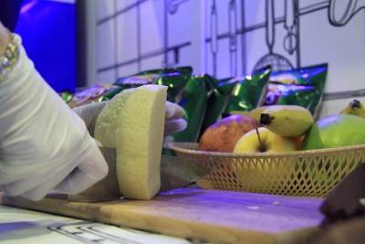 Больше трети россиян оказались против продуктового эмбарго - tayga.info - Норвегия - Россия - США - Украина - Крым - Австралия - Канада