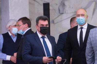Алексей Данилов - Киев ввёл санкции против своих собственных граждан после решения США - topwar.ru - США - Украина - Киев