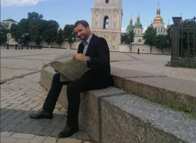 Вятрович раскритиковал сотрудничество Украины «с коммунистическим Китаем» - sharij.net - Китай - Украина