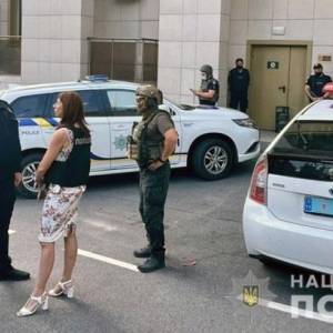 Стрельба в столице: злоумышленник поджег квартиру. Фото - reporter-ua.com - Украина - Киев