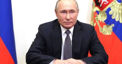Владимир Путин - Путин рекомендовал губернаторам проводить прямое общение с жителями - ren.tv - Россия