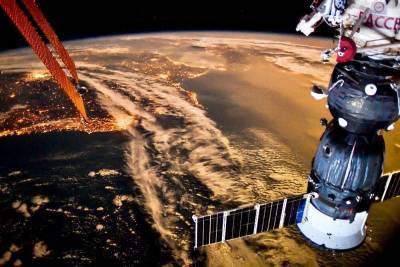 Дмитрий Рогозин - «Роскосмос» прокомментировал предположение NASA о возможном столкновении МКС с космическим объектом - topwar.ru