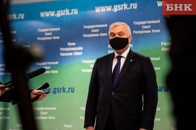 Владимир Уйба - Глава Коми рассказал, опасен ли привитый от ковида человек для окружающих - bnkomi.ru - респ. Коми