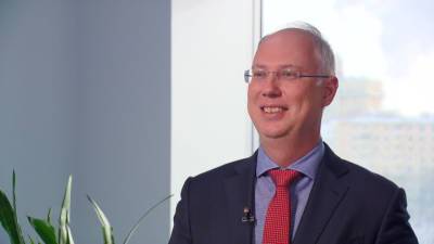 Кирилл Дмитриев - Глава РФПИ сравнил статьи о вакцине "Спутник V" в Nature и Lancet - vesti.ru - Россия - Эмираты - Аргентина - Сан Марино