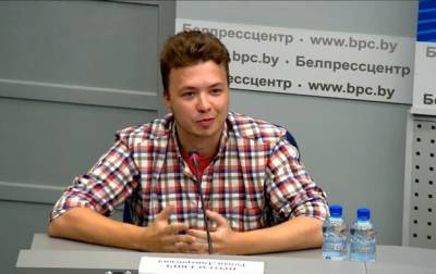 Роман Протасевич - София Сапега - Протасевич рассказал о домашнем аресте - korrespondent.net - Украина - Белоруссия - Минск