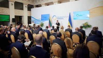Владимир Зеленский - Джеймс Аппатурай - В НАТО ответили на требование Зеленского предоставить список реформ - iz.ru - Украина - Израиль - Вильнюс
