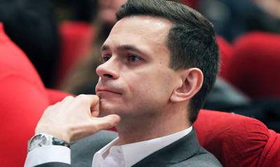 Илья Яшин - Мосгорсуд признал законным решение снять Илью Яшина с довыборов в столичную думу - og.ru - Москва