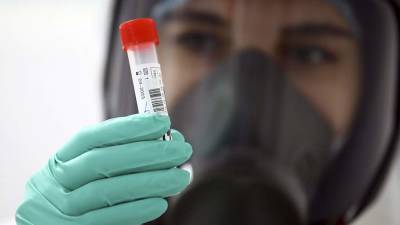 Заболевшим COVID-19 аллергикам рекомендовали не прекращать базисную терапию - iz.ru - Россия - Израиль