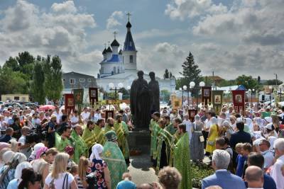 святой Петр - святой Феврония - 8 июля отмечаем День семьи, любви и верности, День обнаруженных заначек, Всемирный день борьбы с аллергией - astrakhanfm.ru - Россия