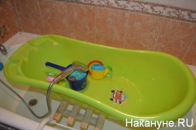 Жители многоэтажки в Екатеринбурге с марта сидели без воды из-за одного соседа - nakanune.ru - Россия - Екатеринбург - Свердловская обл.