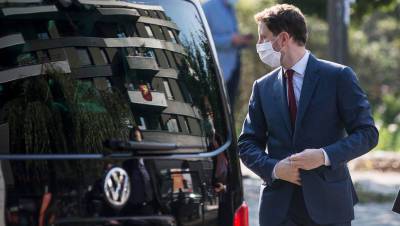 Клеман Бон - Франция призывает ЕС не признавать вакцины от коронавируса из России и Китая - gazeta.ru - Россия - Китай - Франция