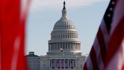 В США сенатор призвал работать над укреплением военной мощи страны - gazeta.ru - Россия - Китай - США - Венесуэла - Иран - Куба