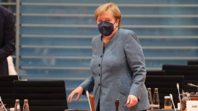 Ангела Меркель - Массовое убийство в Вюрцбурге: почему канцлер до сих пор молчит? - germania.one - Германия - Берлин