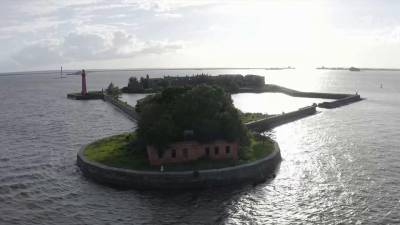 В Кронштадте откроют самый большой музей под открытым небом, посвященный ВМФ - 1tv.ru - Петербурга