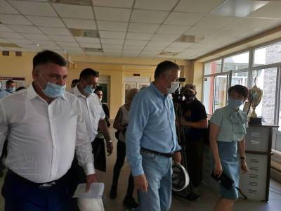 Александр Дрозденко - Глава Ленобласти проверил ход стройки учебного корпуса «Сосновского центра образования» - ivbg.ru - Украина - Ленинградская обл.