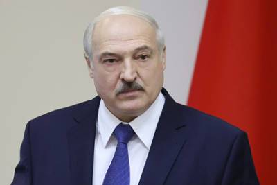 Александр Лукашенко - Лукашенко заявил о попытке Запада «разрушить умы» белорусов и начать войну - lenta.ru - Белоруссия