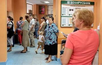 Белорусы 19 месяцев подряд скупают валюту - charter97.org - Белоруссия