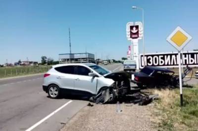 В ДТП на Ставрополье пострадали восемь человек, в том числе трое детей - etokavkaz.ru - Ставрополье