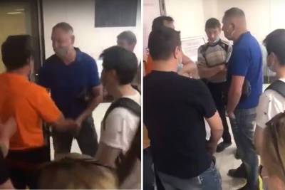 Двое мужчин устроили потасовку в очереди на вакцинацию в Петербурге - mk.ru - Санкт-Петербург