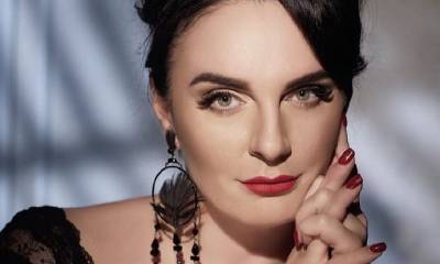 Елена Ваенга - «Она кидалась на меня, а у меня плакал ребёнок»: Ваенга о конфликте на борту самолёта - bloknot.ru - Санкт-Петербург