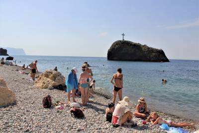 Лучший пляж Крыма: куда ведет каменная лестница у Лукоморья - crimea.mk.ru - Крым
