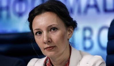 Анна Кузнецова - Вера Сергеева - Детский омбудсмен захотела отправлять некоторых россиян на пенсию раньше срока - mirnov.ru - Россия - Омбудсмен
