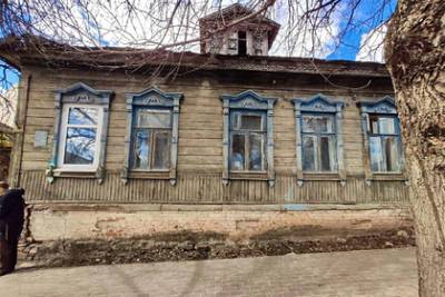 Волонтеры восстановят ветхий дом в Калуге - lenta.ru - Самара