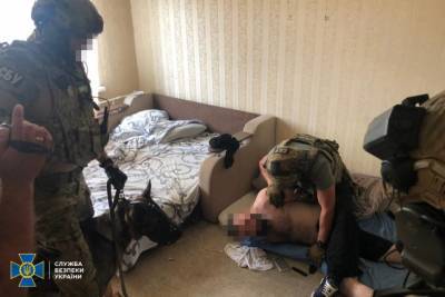 СБУ затримала фальшивомонетника, який перебуває у санкційних списках РНБО (відео) - rupor.info - Украина - Росія