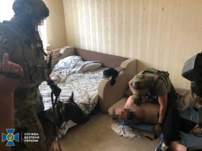 Владимир Зеленский - Денис Пушилин - Леонид Пасечник - СБУ сообщила о задержании фальшивомонетчика из санкционного списка СНБО - gordonua.com - Украина - ДНР - ЛНР - Снбо