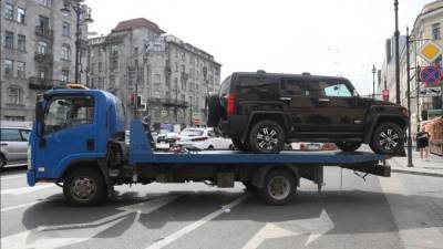 За 10 дней комитет по транспорту выявил более 2 тысячи нарушений правил парковки - piter.tv - Санкт-Петербург