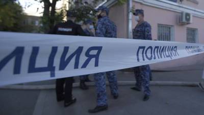 Прохожий ударил мужчину ножом в центре Москвы - vm.ru - Москва - Россия - Нападение