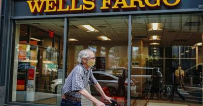 Жителей США лишили удобных кредитов из-за скандала - ren.tv - США - Fargo - county Wells