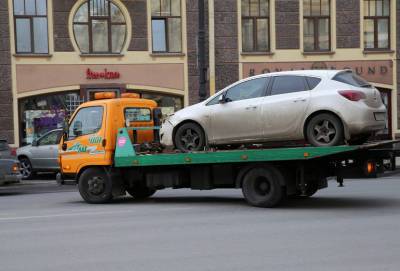 Более двух тысяч нарушений парковки нашли в Петербурге за десять дней - neva.today - Санкт-Петербург