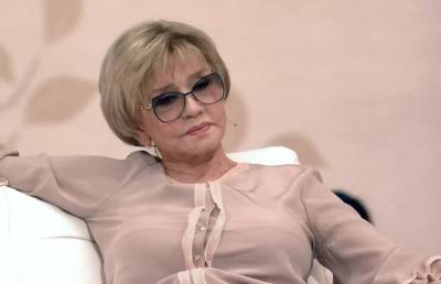 Владимир Меньшов - Вера Алентова - Медсестре предлагали 500 тысяч за фото Алентовой из больницы - pupolita.ru
