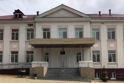 Через тернии в школу. Хабаровские ученики не могут поступить в 10 класс - hab.aif.ru