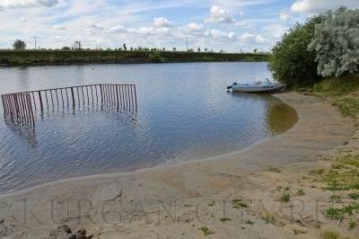 В Кургане запретили купать на Бабьих песках. Глотнув воды, можно отравиться - znak.com