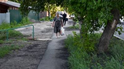 Андрей Лузгин - На ул. Гоголя расширят тротуар и защитят газон от размывания - penzainform.ru - Пенза