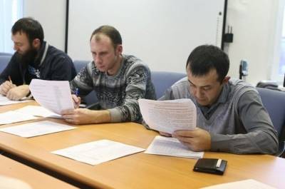 МВД предлагает ввести спецрежим для незаконных мигрантов до выезда из страны - pnp.ru - Россия