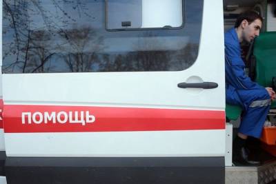 Неизвестные жестоко избили 17-летнего подростка в центре Москвы - vm.ru - Москва - Россия