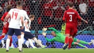Гарри Кейн - Каспер Шмейхель - Евро-2020: УЕФА открыл дисциплинарное дело против Англии - vesti.uz - Англия - Узбекистан - Дания