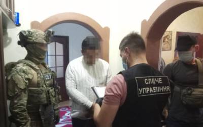 Банда фальшивомонетчиков наделала шуму в Одессе: фото и что о них известно - politeka.net - Украина - Киев - Одесса