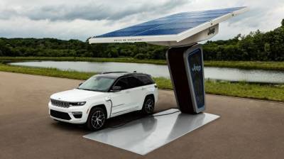 Обнародованы первые фото электрифицированного Jeep Grand Cherokee 4xe 2022 модельного года - autostat.ru