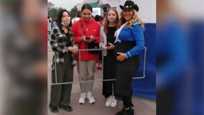 На Фольклориаде в Башкирии выступила беременная 11-м ребёнком американка - bash.news - Россия - США - Башкирия
